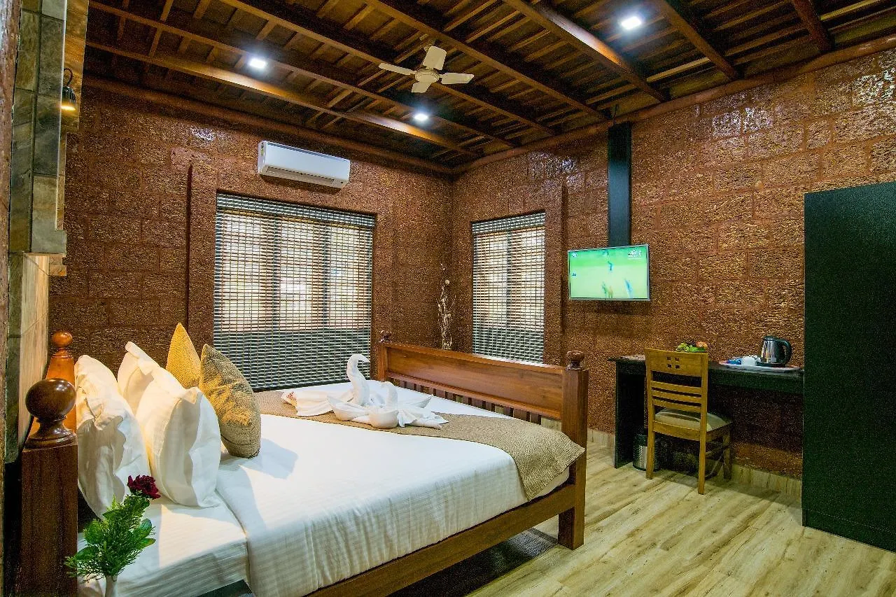 Wayanad Fort Hotel Kochi 4*,